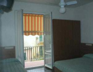 Xtrallusion offers characteristic Bed and Breakfast, B&B, Guest House, Hotel, Albergo and Country Lodge accommodation in Italy. Plus independent self-guided Walking, Adventure, Activity, Skiing and Paragliding Holiday itineraries on the Italian Rivieras, in the Italian Lakes, in the Italian Alps and in some of the most beautiful corners of Italy.